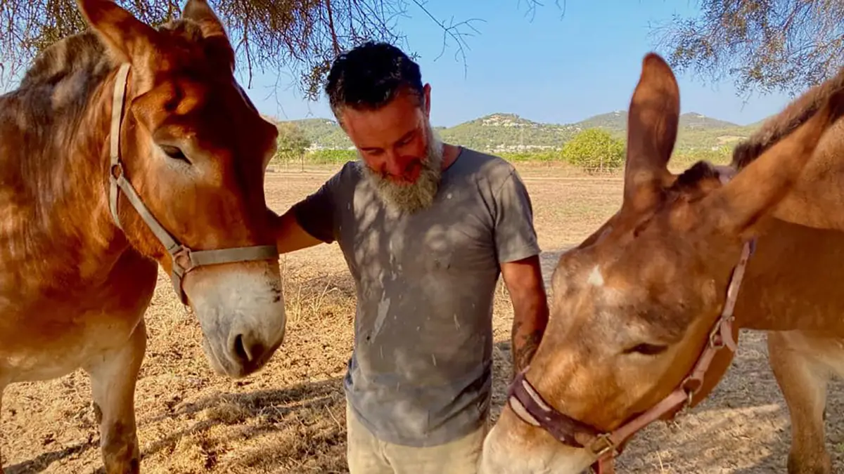 Roberto facilitando sesión